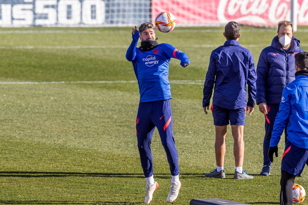 JIUYOU体育-尼斯发布备战花絮，国际比赛日强势反弹，国王杯任务艰巨，球探报告显示潜力的简单介绍