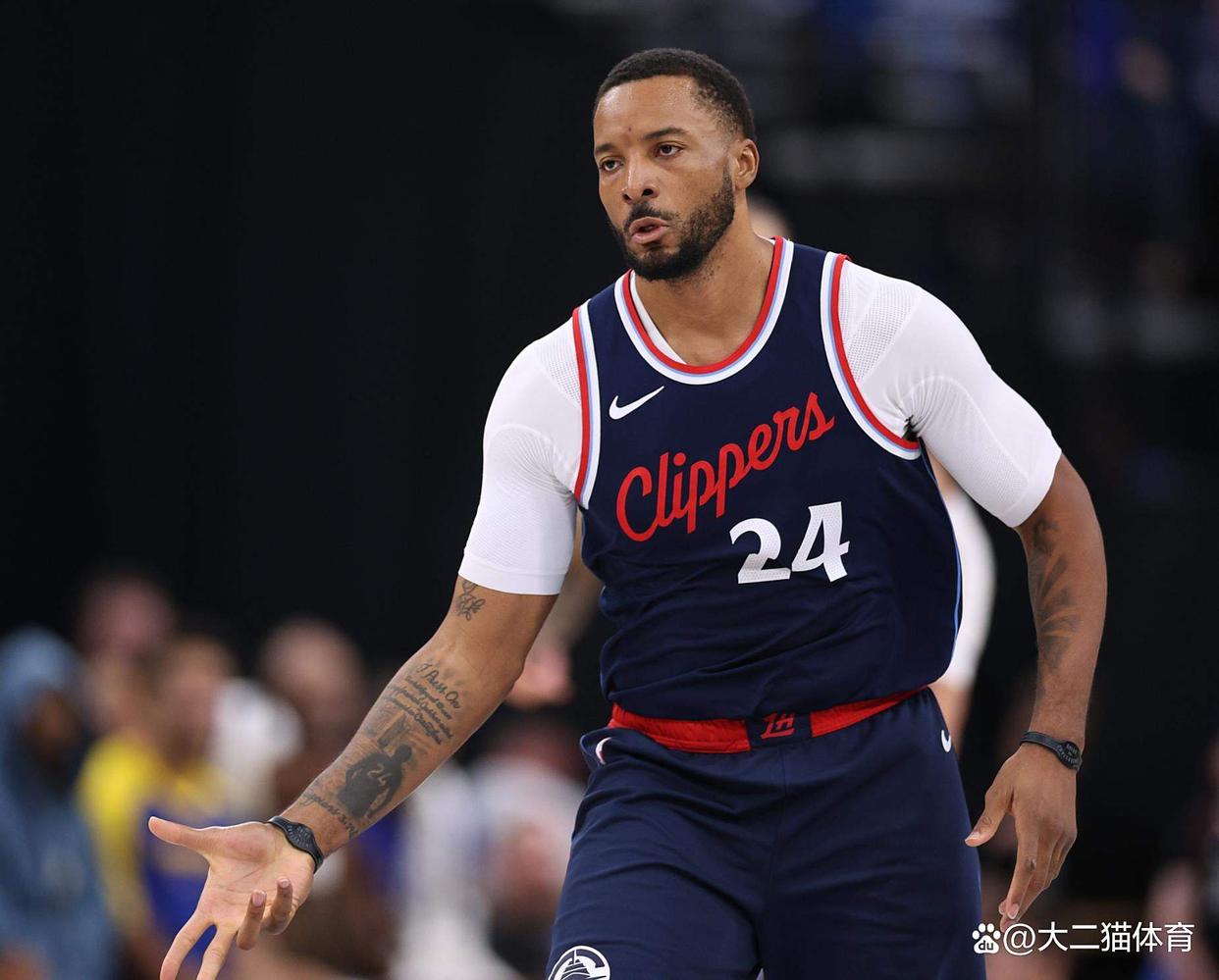 JIUYOU体育-关于洛杉矶快船迎全明星赛关键赛，加时末段绝杀压哨，质疑声仍在，控场能力受关注的信息